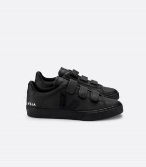 Veja Foundations Crop Men | EZXK27468